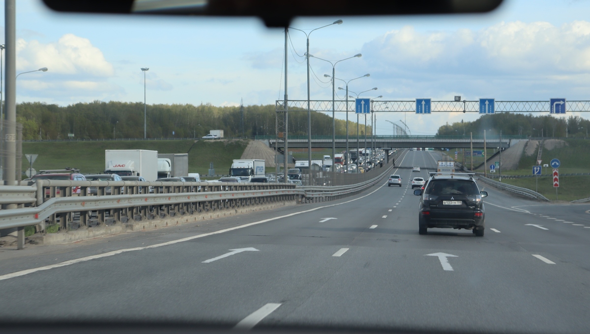 На трассах России запретили разгоняться до весны