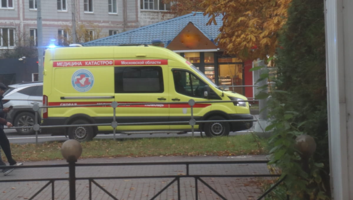 СМИ: В Подмосковье учитель умер прямо посреди урока