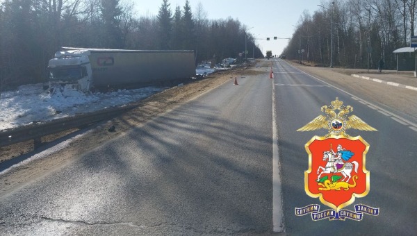 На «бетонке» произошло огненное ДТП с погибшим