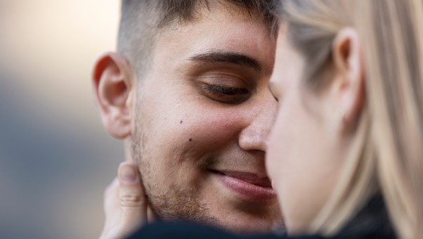 Эти знаки зодиака — не про искренность, они ищут в любви выгоду