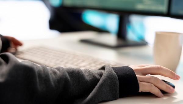 Коллега по удалёнке может оказаться заключённым