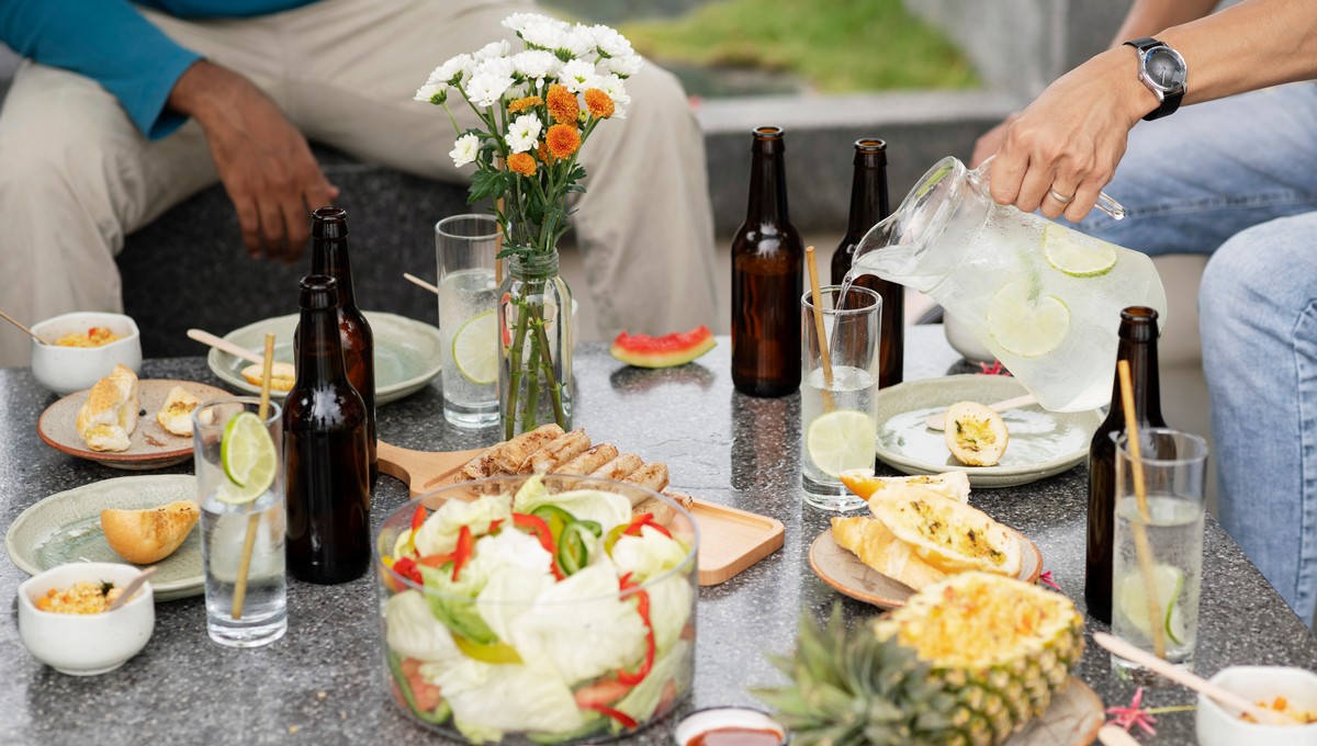 Судмедэксперт назвал, через сколько часов можно садиться за руль после попойки