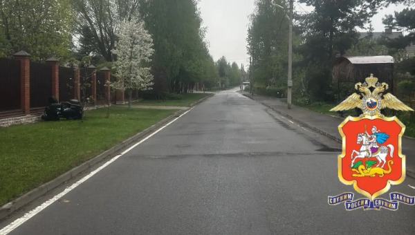 Восьмилетка на квадроцикле устроил ДТП с пострадавшими в Подмосковье