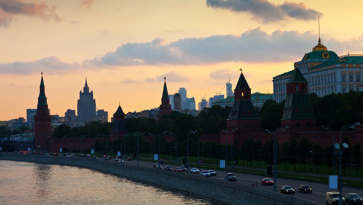 В Москве введен режим тишины