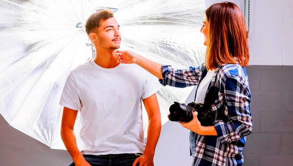 Что будет, если фото на паспорт сделать в нейросети