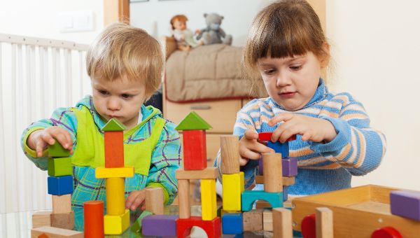 Подмосковные родители могут вернуть часть оплаты за детский сад