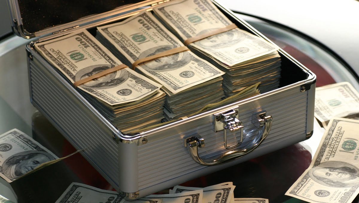 В России количество долларовых миллиардеров значительно изменилось