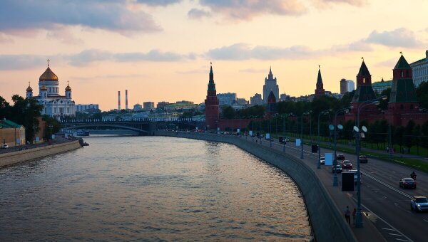 Москва усиливает контроль за использованием дронов и пиротехники