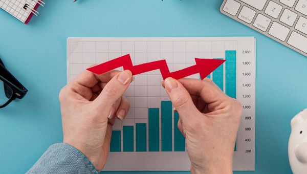 Важные финансовые изменения ждут россиян в феврале