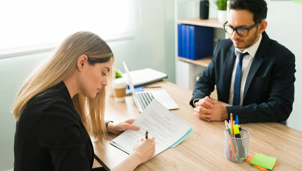 Россия расширяет льготы для работающих мам