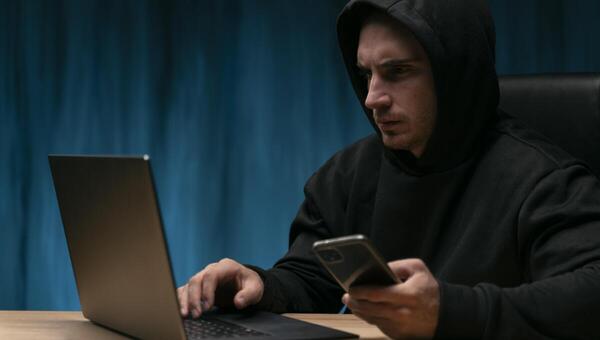 В МВД раскрыли самые частые ошибки жертв мошенников