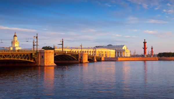 Исторический артефакт вернулся на своё место в центре Петербурга