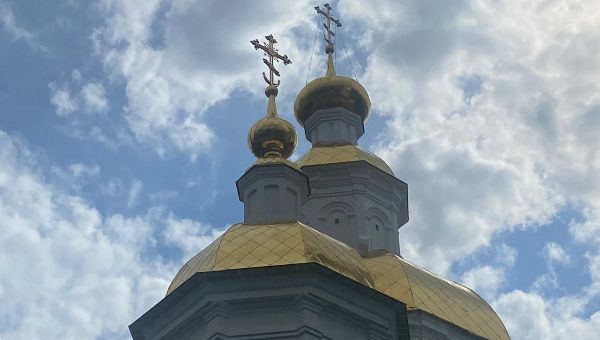 РПЦ выступает за священнослужителей в школах