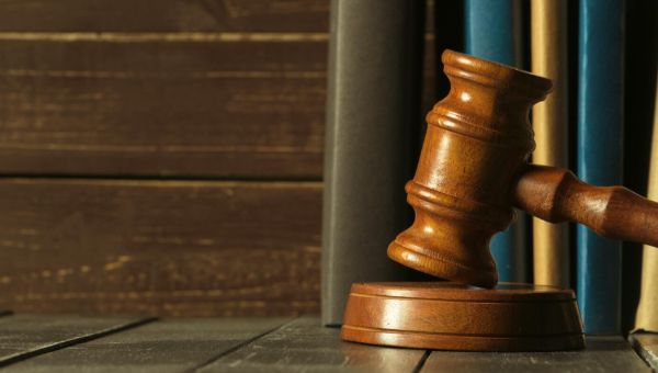 Отказ от выплаты алиментов превратил мужчину в «покойника»