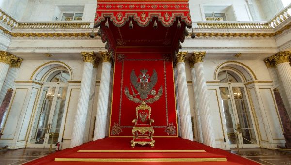 День бесплатного посещения в Эрмитаже обернулся актом вандализма
