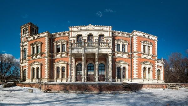 Уникальный памятник федерального значения погибает в Подмосковье