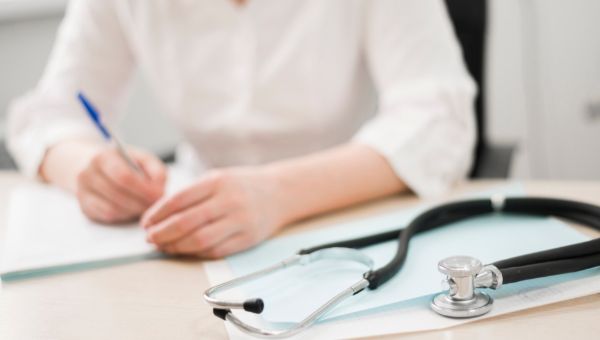 Появились новые возможности записи к врачу через «Госуслуги»