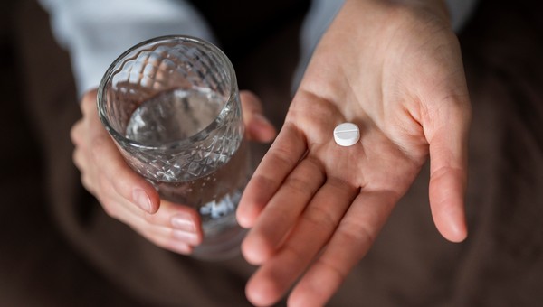 «Тысяча смертей на их совести»: Мясников назвал популярное лекарство смертельно опасным