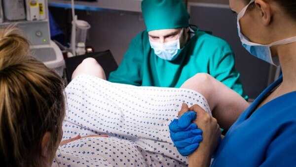 Россиянка родила ребёнка, пять раз обвитого пуповиной