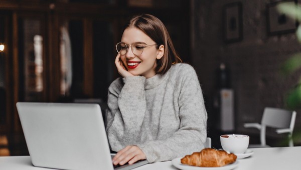 Товары 18+ по биометрии: в России запускают онлайн-продажи