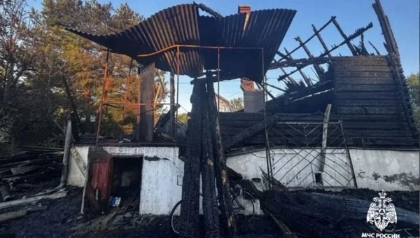 На пожаре в дачном доме погиб ребёнок