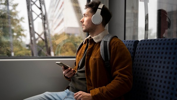 Странный, но рабочий способ от укачивания в транспорте нашли учёные