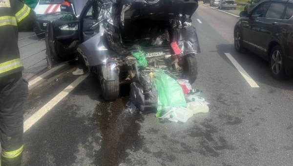 Женщина потеряла в ДТП с грузовиком нерождённого малыша и годовалую дочь