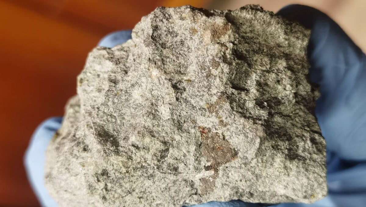 Метеорит найден! Учёные обнаружили куски небесного тела, напугавшего Подмосковье
