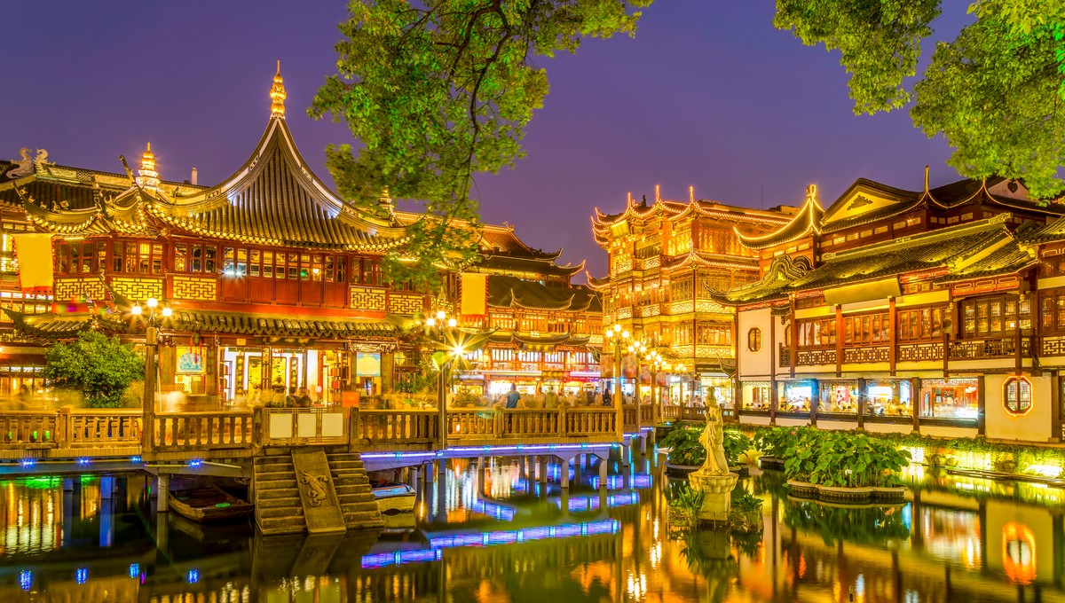 Нужен только загранпаспорт: Китай отменил визы для россиян