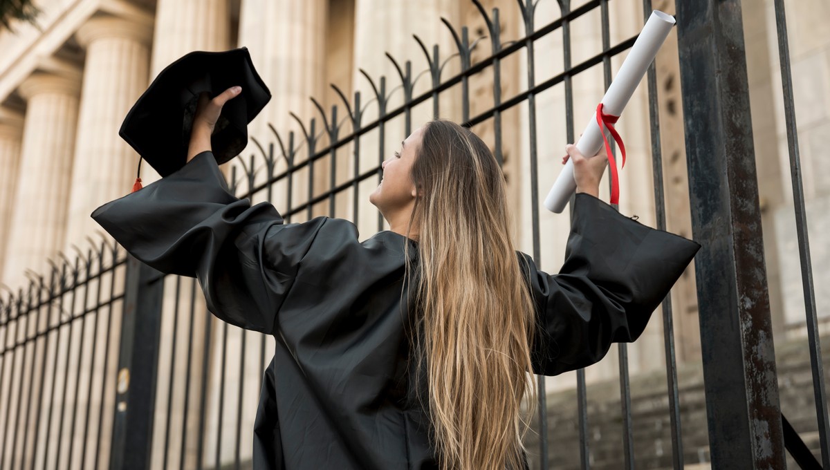 Стало известно, куда поступила единственная 400-балльница России