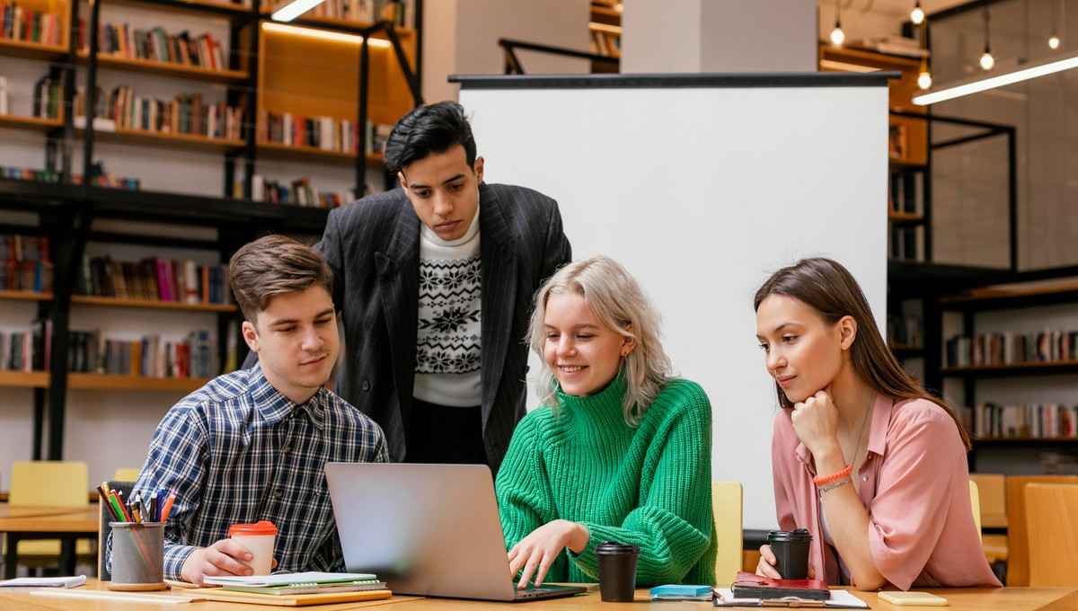 Льготные кредиты на учёбу в вузе или СПО государство поможет получить под 3%