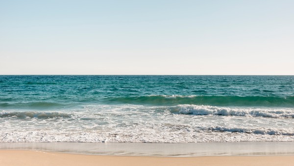 Море на юге России начинает прогреваться