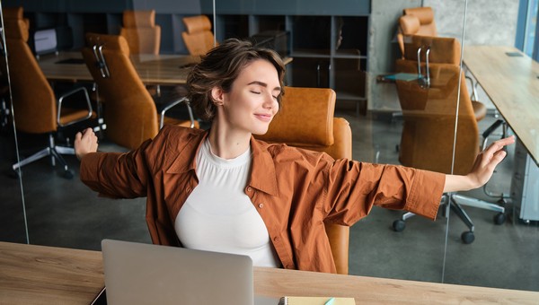 Отпустят ли россиян домой 30 декабря на час раньше?