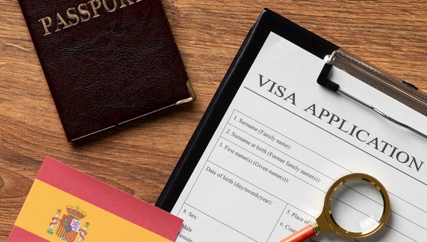 Безвизовый въезд в Черногорию могут отменить со дня на день